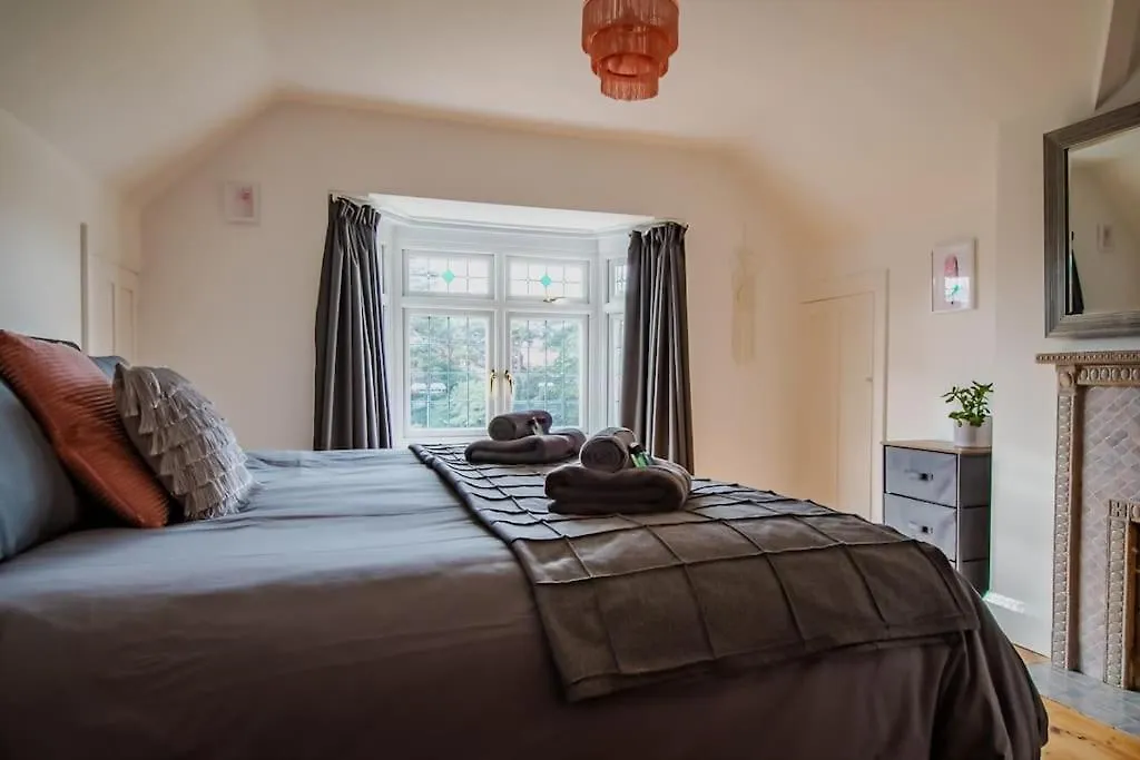 Luxury Central Bmth House With Hot Tub. Stunning! Bournemouth 0*,