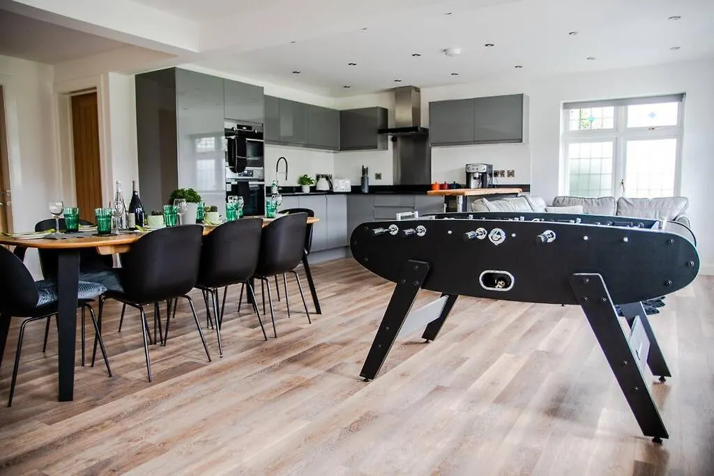 Luxury Central Bmth House With Hot Tub. Stunning! Bournemouth 0*,  United Kingdom