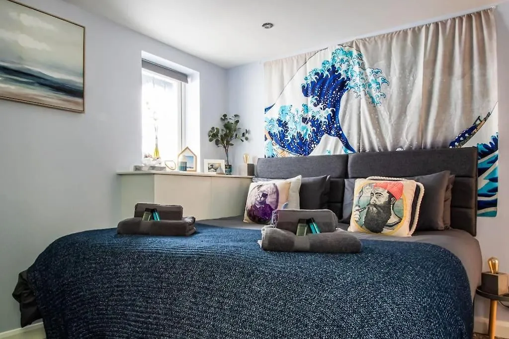 Luxury Central Bmth House With Hot Tub. Stunning! Bournemouth 0*,