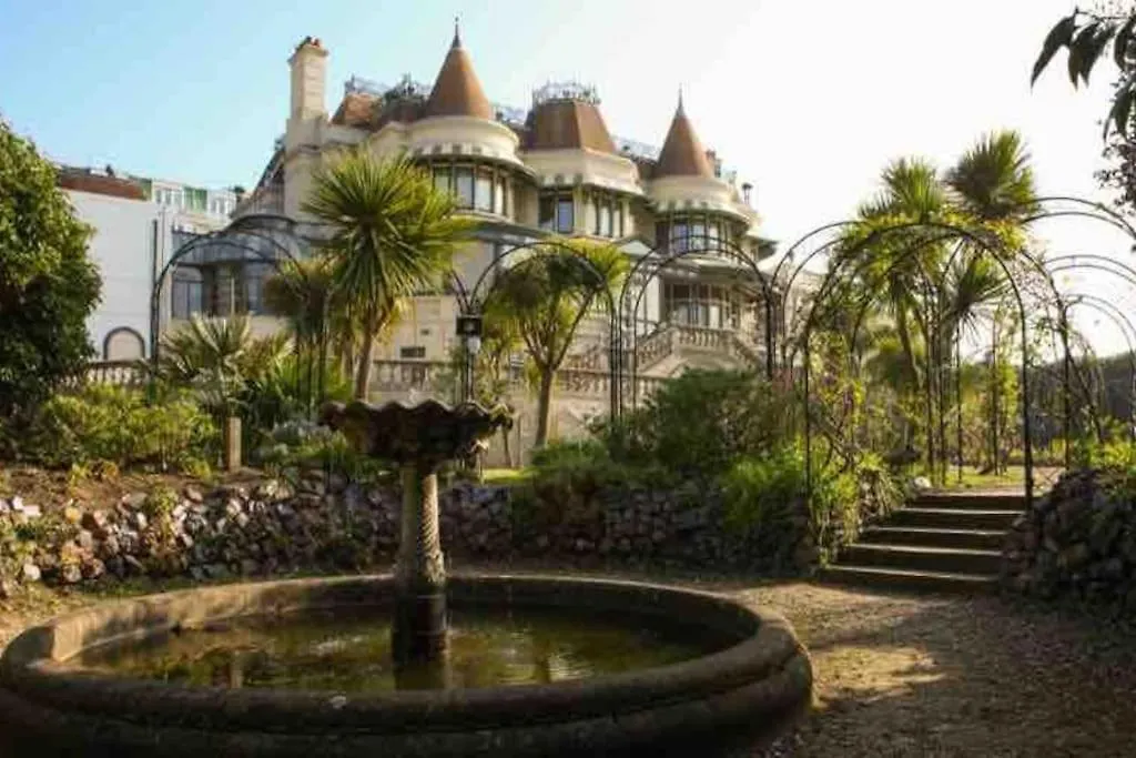 Holiday home Luxury Central Bmth House With Hot Tub. Stunning! Bournemouth